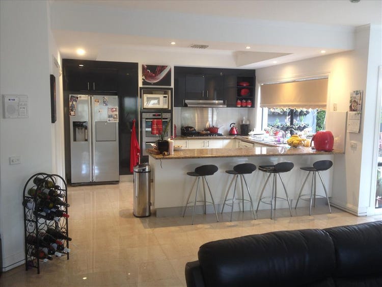 Share house Mill Park, Melbourne 250pw, 3 bedroom house