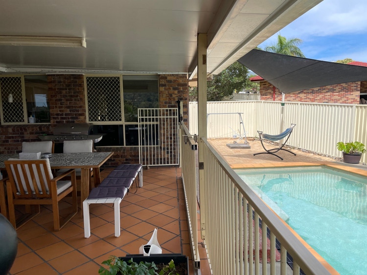 Share house Parkwood, Gold Coast 300pw, 4+ bedroom house