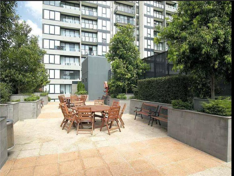 Share house Melbourne CBD, Melbourne 345pw, 2 bedroom apartment