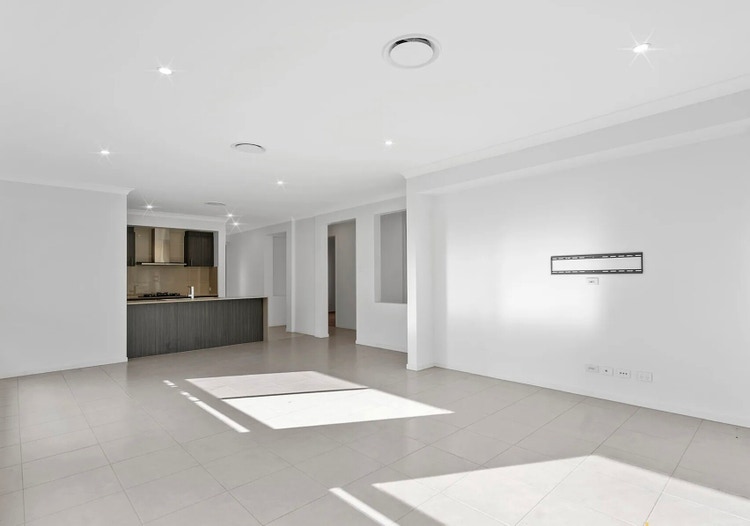 Share house Pallara, Brisbane 225pw, 4+ bedroom house