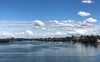 10min walk to the bay