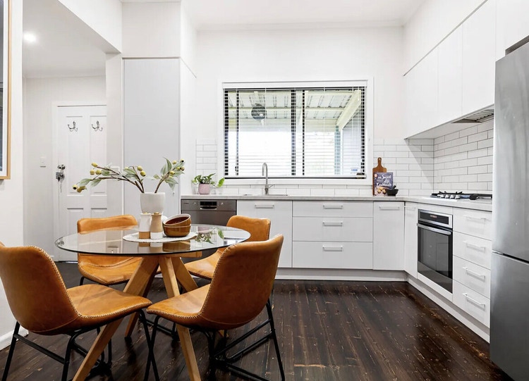 Share house Brunswick West, Melbourne 275pw, 3 bedroom house
