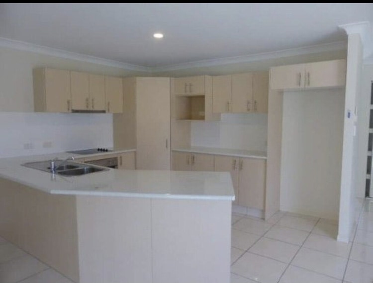 Share house Pacific Pines, Gold Coast 245pw, 2 bedroom house