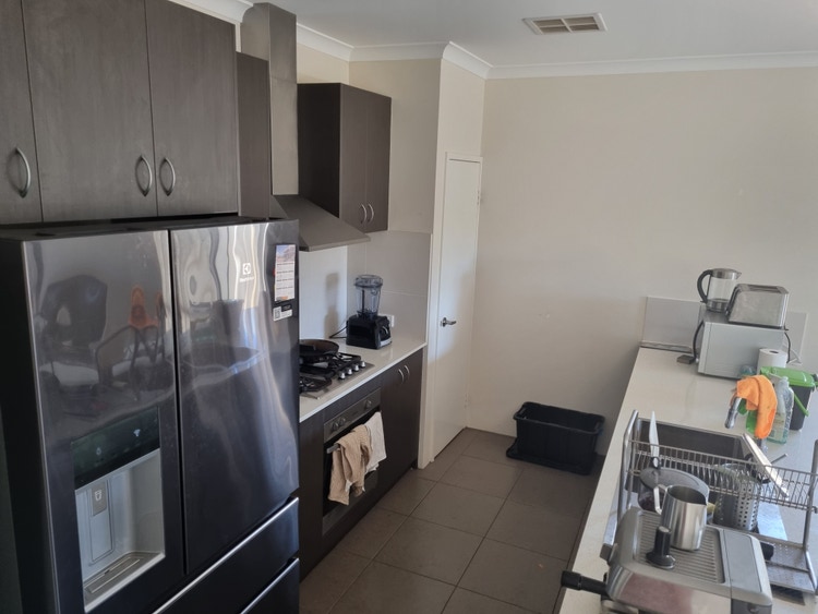 Share house St James, Perth 300pw, 3 bedroom house