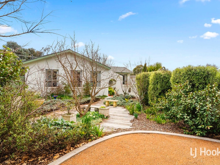 Share house Evatt, Canberra and ACT 250pw, 3 bedroom house