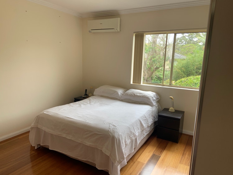 Share house Burwood, Sydney 325pw, 4+ bedroom house