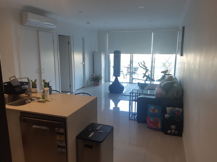 Share house Wooloowin, Brisbane 325pw, 2 bedroom apartment