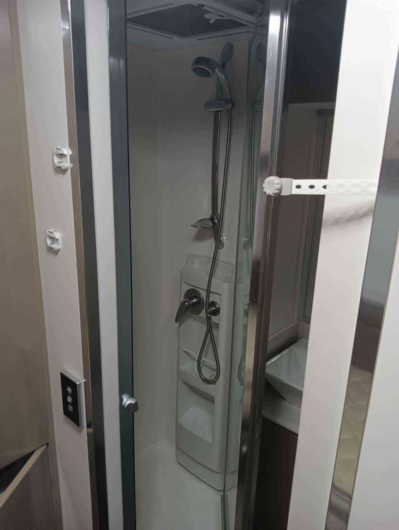 One bedroom apartment Lowood, Brisbane 250pw, 1 bedder/studio