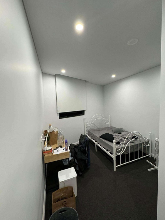 Share house Mascot, Sydney 425pw, 4+ bedroom apartment