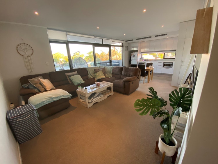 Share house East Victoria Park, Perth 245pw, 2 bedroom apartment