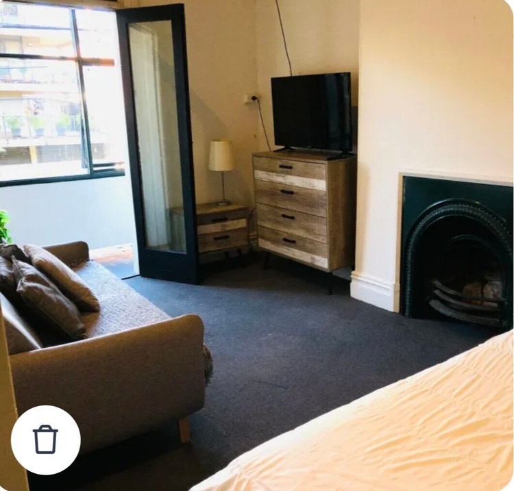 Share house Camperdown, Sydney 430pw, 4+ bedroom house