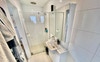 Ensuite shower with great water pressure 🚿