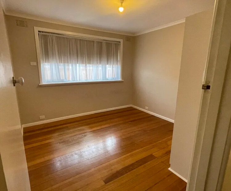 Share house Forest Hill, Melbourne 220pw, 2 bedroom house