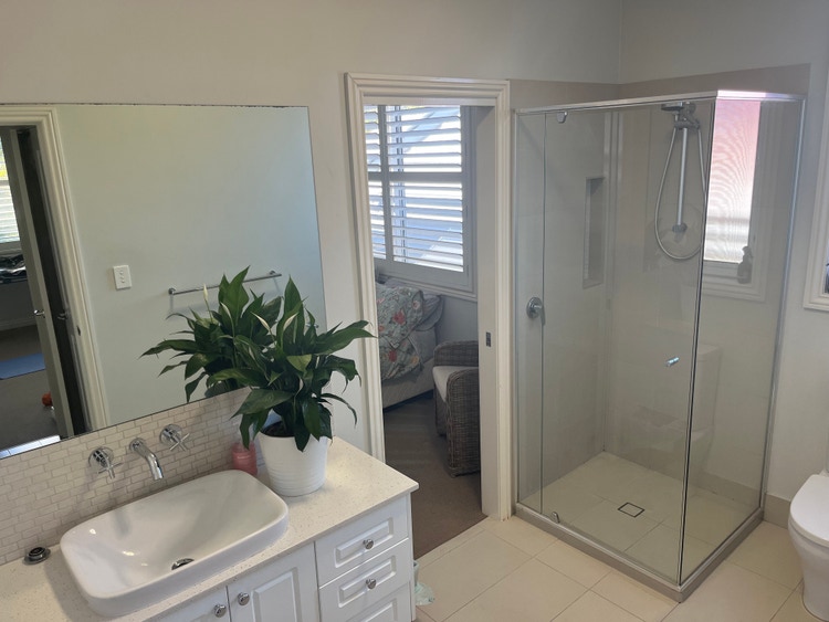 Share house Hamilton, Brisbane 435pw, 4+ bedroom house