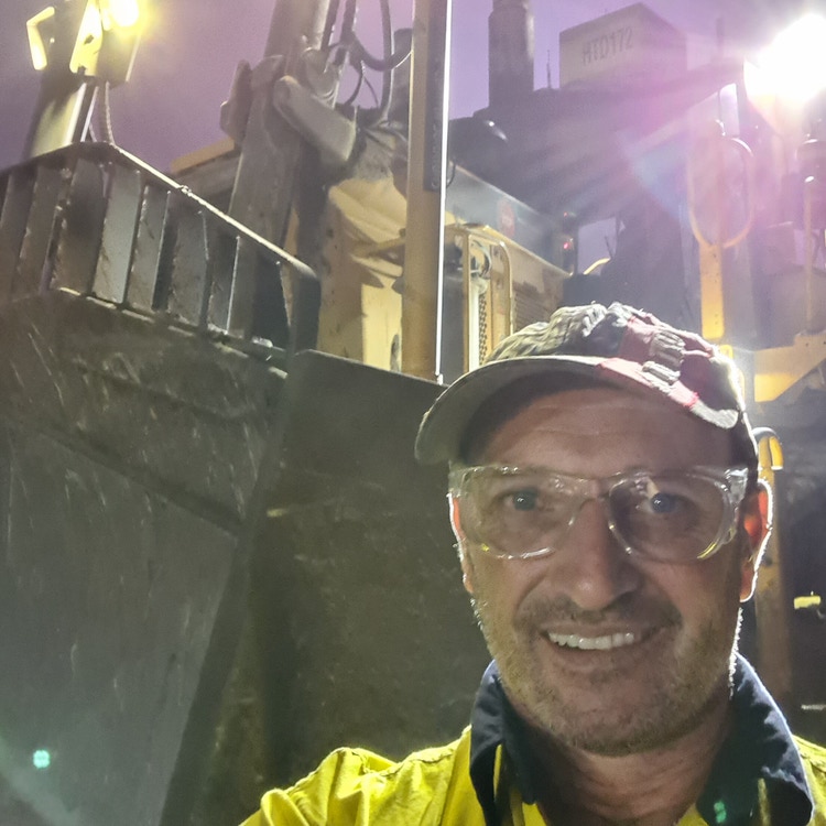 Aaron, Male (str), 41 yrs + Looking in Gold Coast FlatmateFinders