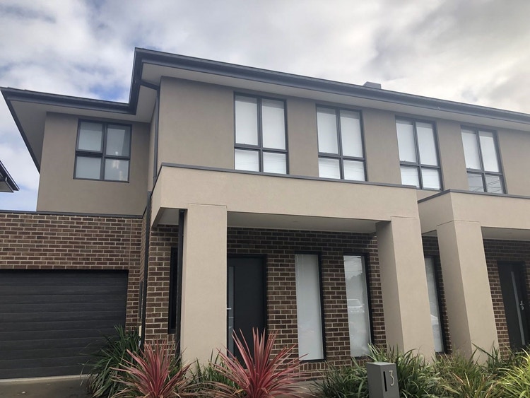 Share house Burwood, Melbourne 200pw, 3 bedroom house