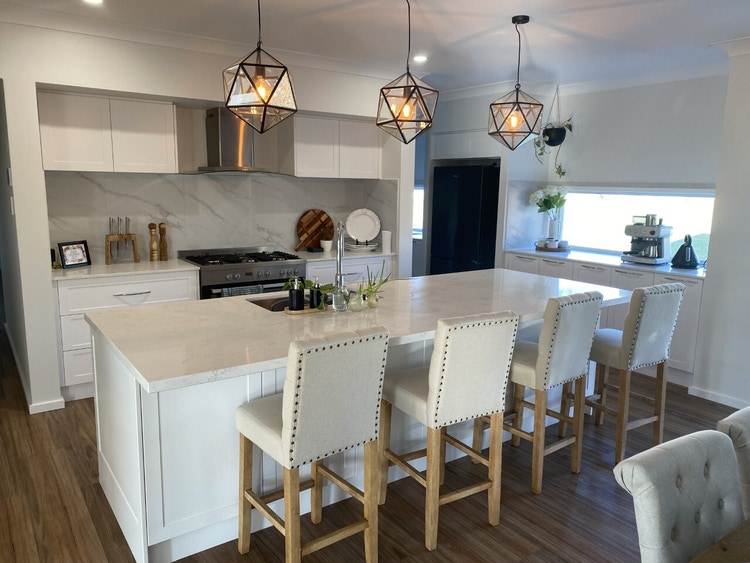 Share house New Beith, Brisbane 270pw, 4+ bedroom house