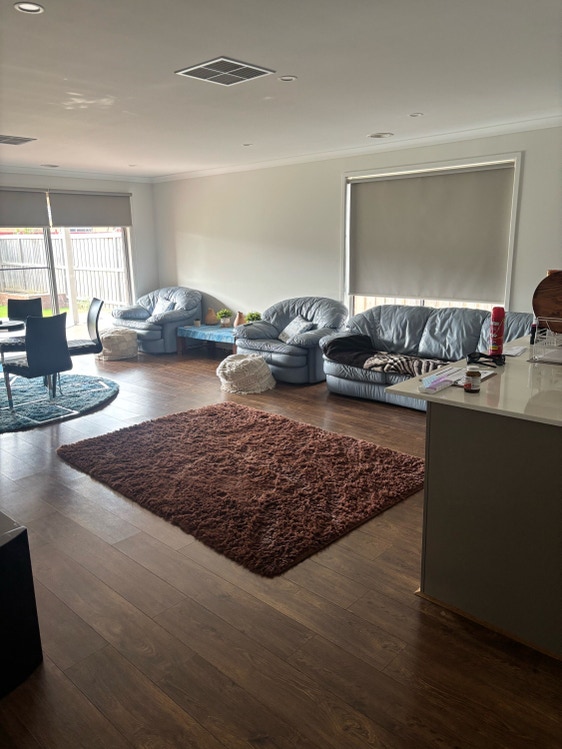 Share house Mambourin, Melbourne | $225pw, 4+ bedroom house ...