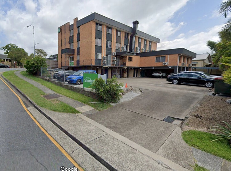 One bedroom apartment Newmarket, Brisbane 255pw, 1 bedder/studio