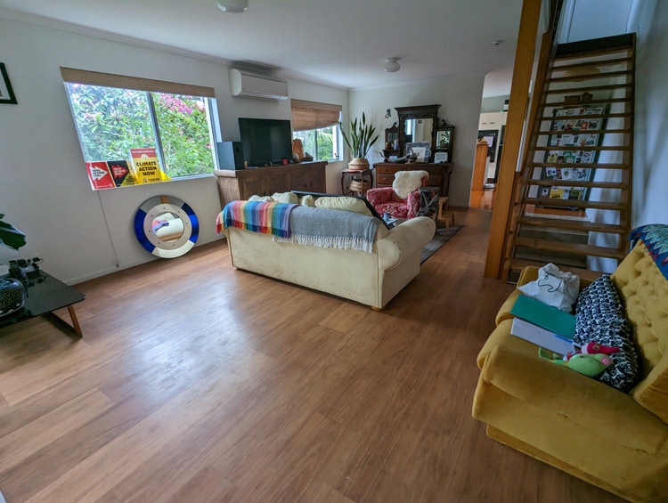 Share house Taringa, Brisbane 225pw, 3 bedroom house