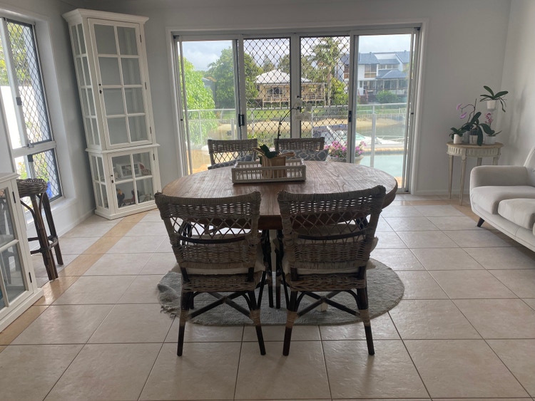 Share house Broadbeach Waters, Gold Coast 475pw, 4+ bedroom house