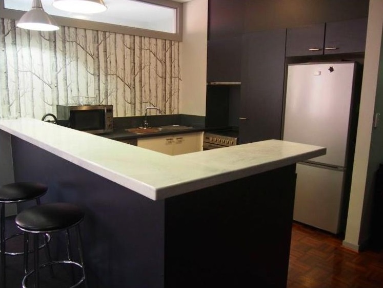 Share house Melbourne CBD, Melbourne 300pw, 2 bedroom apartment