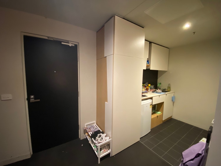 One bedroom apartment Carlton, Melbourne 402pw, 1 bedder/studio