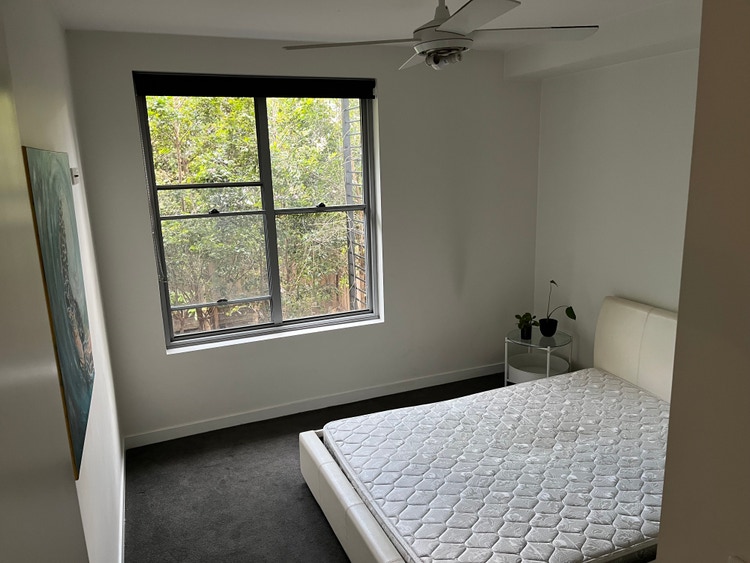Share house Holland Park, Brisbane 250pw, 2 bedroom apartment