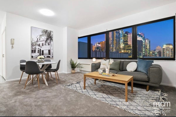 Share house Melbourne CBD, Melbourne | $325pw, 2 bedroom apartment ...