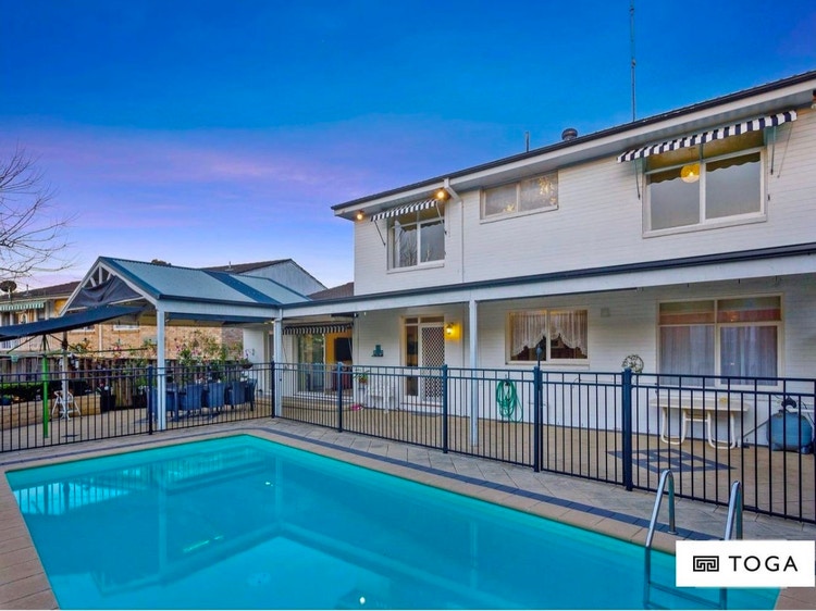 Share house Winston Hills, Sydney 250pw, 4+ bedroom house