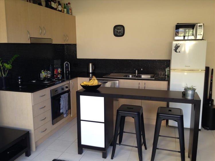 One bedroom apartment Fitzroy, Melbourne 425pw, 1 bedder/studio