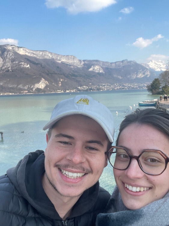 julie-man-woman-str-25-30-yrs-looking-in-sydney-city-and